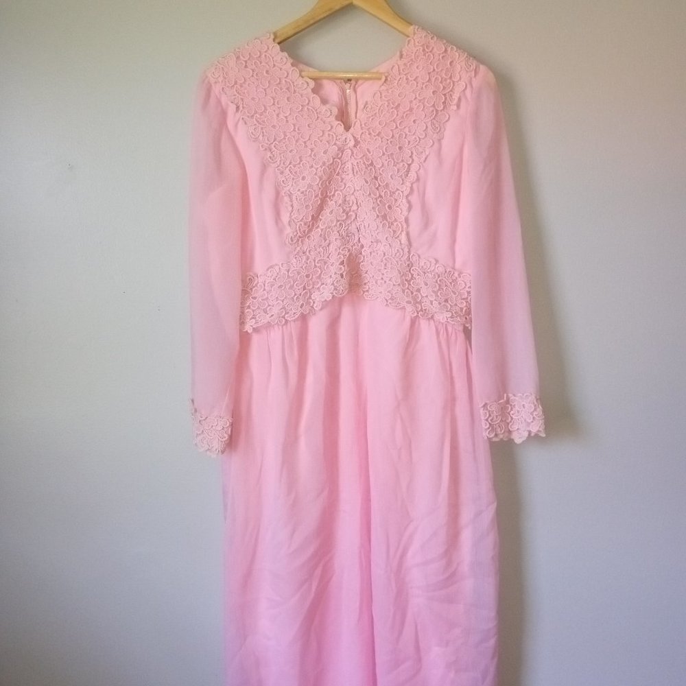 1970 or 1980s Vintage Pink Homemade Custom Gown